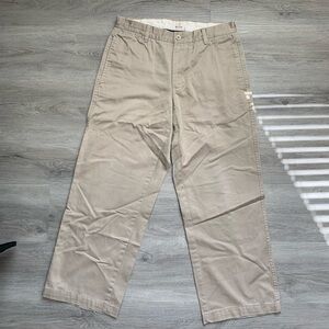 Relaxed fit tan khakis